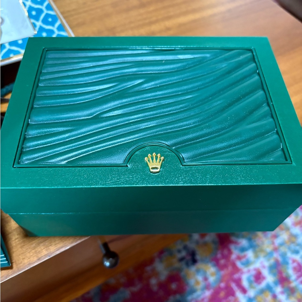 Rolex Box with Green Logo - Picture 6 of 7